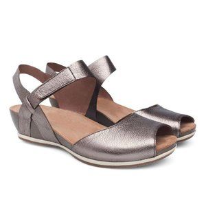 Dansko Vera Peep Sandal in Pewter Euro 40 Size 9M